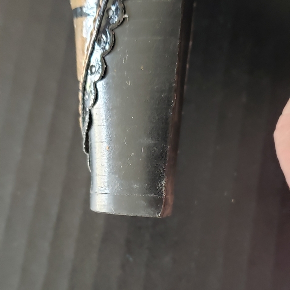 Naughty Monkey Tan & Black Plaid Pump. Size 10. - Picture 7 of 8